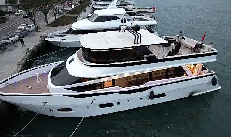 Boat 19